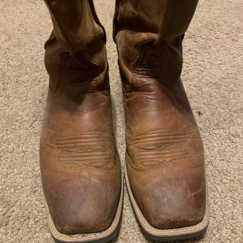 Men’s Ariat Boots Size 13